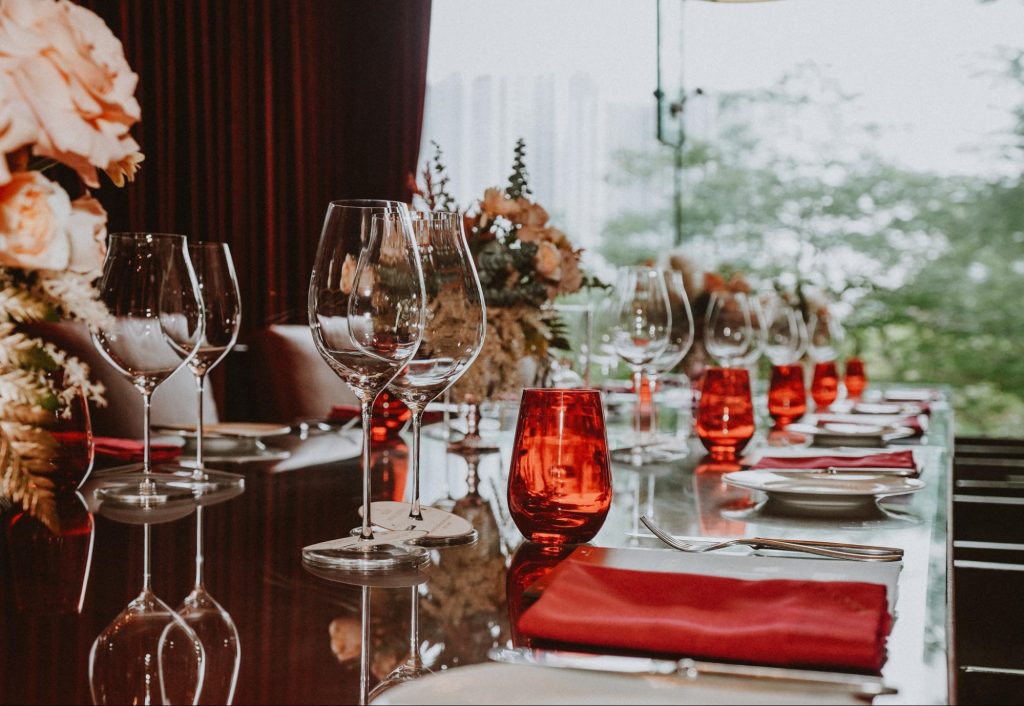 Bật mí cách chọn rượu vang cho tiệc