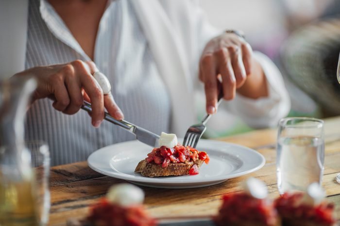 Những tip cần lưu ý khi dùng bữa tại nhà hàng sang trọng