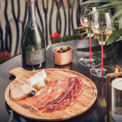 Thưởng thức đùi heo muối tại nhà hàng GU Bistronomy