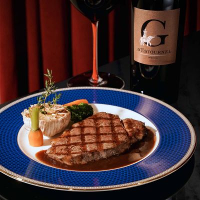 Bí kíp kết hợp rượu vang với bò Wagyu Nhật