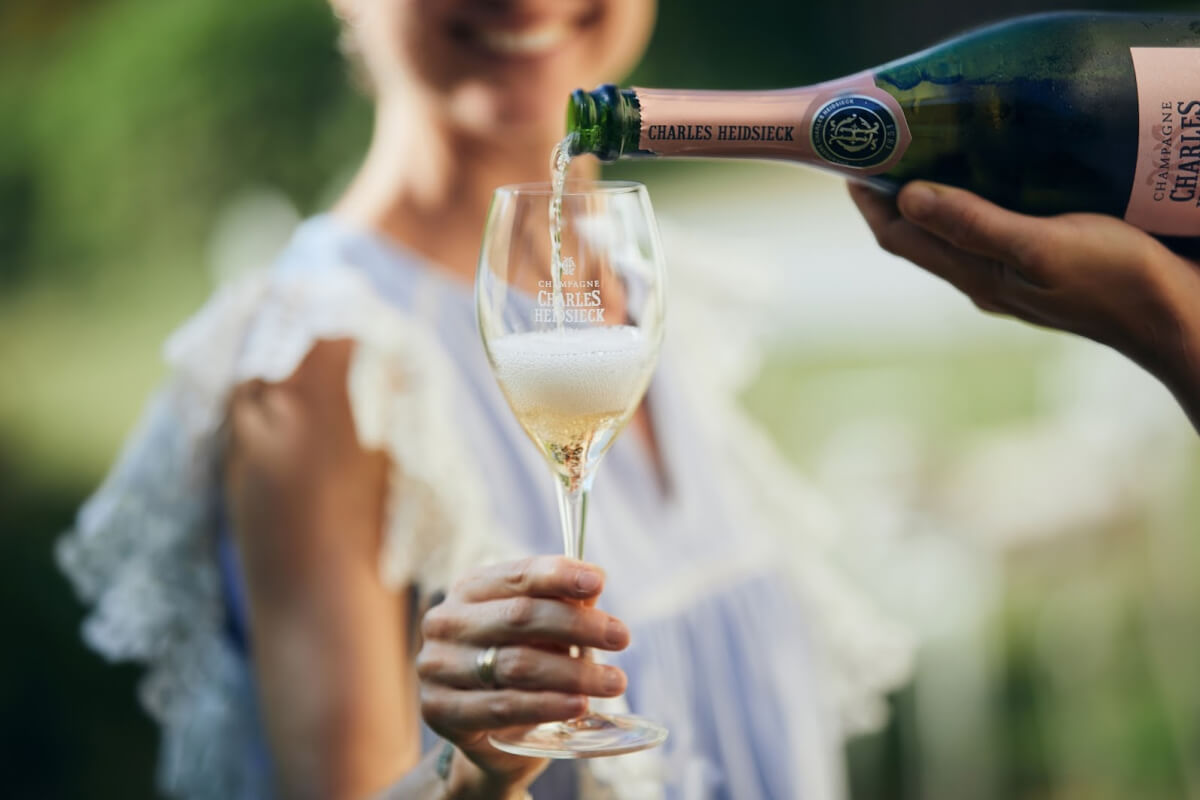 Vang hồng - lựa chọn lãng mạn cho buổi hẹn hò
