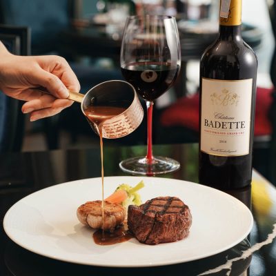 Thưởng thức steak bò Wagyu chất lượng tại GU